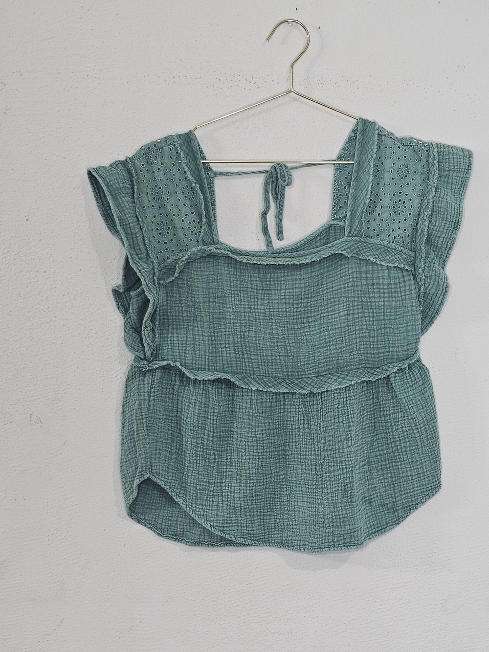 Maurices Green Double Gauze Cotton Flutter Sleeve Eyelet Boho Top Small